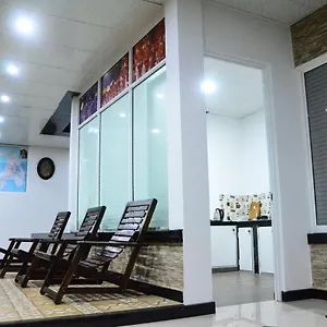 Kandyan Feel Free Guest house
