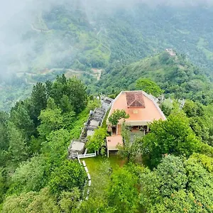 Отель The Arbour, Канди